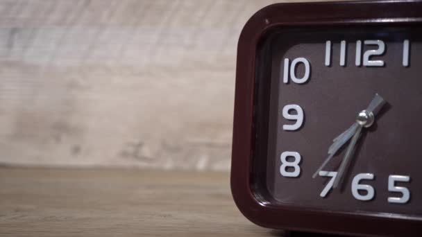 Las Manos Del Tiempo Están Reloj Marrón Tiempo Acaba Hermoso — Vídeo de stock