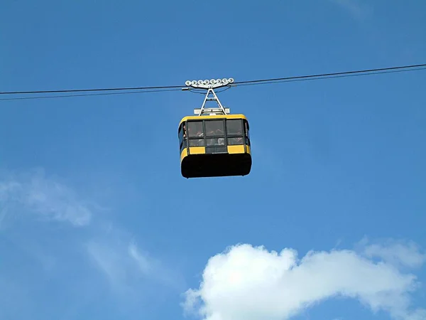 Lotyšsko Sigulda 2019 Lanovka Lotyšském Turistickém Městě Sigulda — Stock fotografie