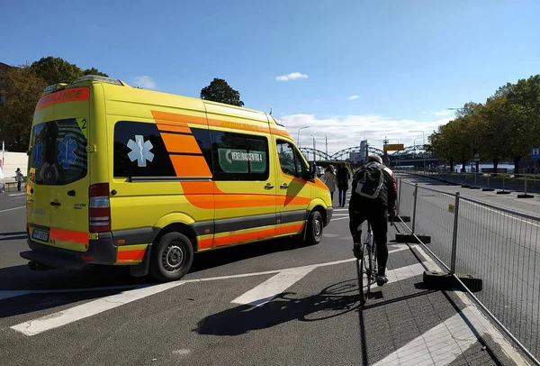 Lettonie Riga Une Ambulance Sur Remblai Novembre — Photo