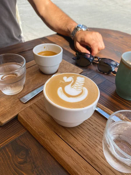 Persona Con Una Taza Café —  Fotos de Stock