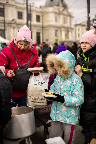Lviv Ukraine 2022 Volunteers Serving Food Ukrainian Migrants Refugee Centre Royalty Free Stock Images