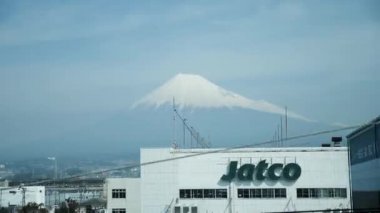 Shinkansen 'den Fuji Dağı' nın güzel manzara manzarası..