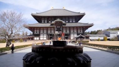 Japonya 'nın en büyük tahta Budist tapınağı Todai-ji, Nara,.