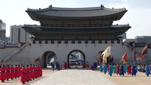 Seoul South Korea July Change Guard Ceremony Gyeongbokgung Palace Ceremony — Stockvideo