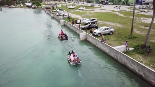 Majuro Marshall Islands July Native Local People Ride Boat Giving — 图库视频影像