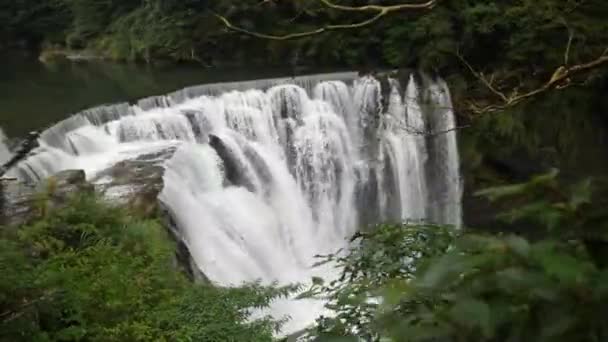 Shifenliao Waterfall Park Taiwan High Quality Footage — стоковое видео