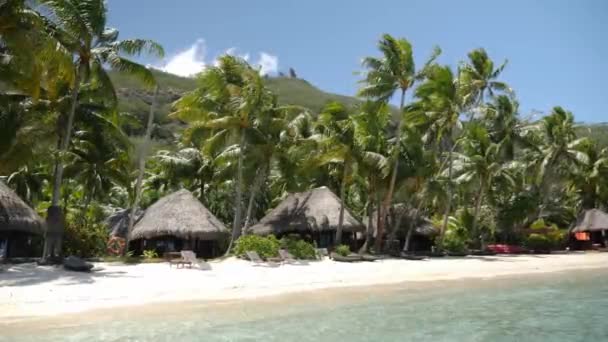 Turquoise Blue Lagoon Bora Bora Tahiti French Polynesia Beach Villas — Stockvideo