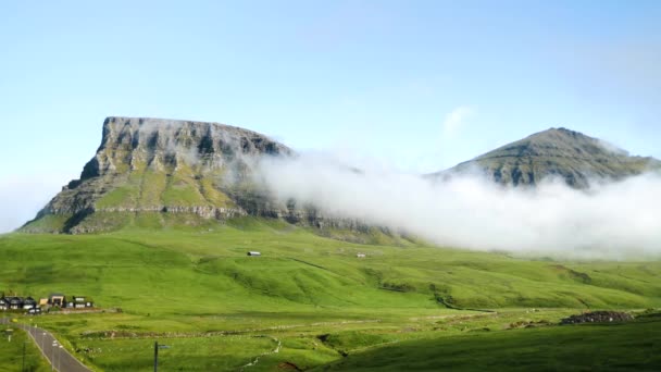 Foggy Arnafjall Highest Mountain Vagar Island Faroe Small Village Gasadalur — 图库视频影像