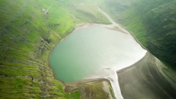 Aerial View Lagoon Saksun Village Faroe Islands Lagoon Beautiful Green — Vídeo de stock