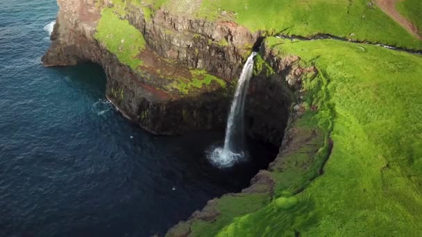 Aerial View Mulafossur Waterfall Faroe Islands Small Village Gasadalur Hvannadalur — Video Stock