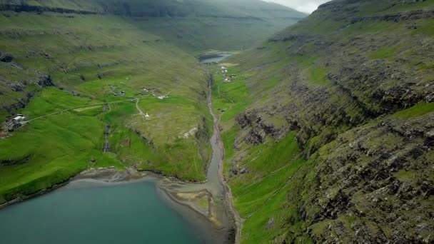 Aerial View Lagoon Saksun Village Faroe Islands Lagoon Beautiful Green — Video Stock