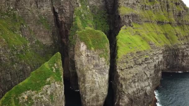 Veduta Aerea Drone Dunnesdrangar Isole Faroe Natura Incredibile Enormi Scogliere — Video Stock