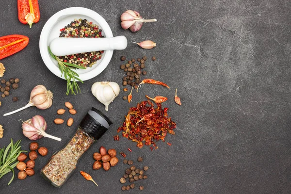 Allspice Mortar Pestle Garlic Nuts Dry Peppers Table Copy Space — Stockfoto