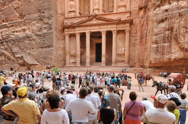 Petra Una Antigua Ciudad Tallada Las Rocas — Foto de Stock