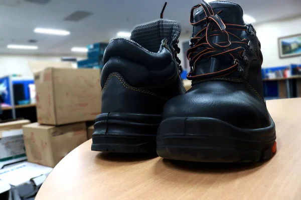 Safety shoes are made of leather to protect the feet of workers from work accidents. Safety footwear is part of safety equipment