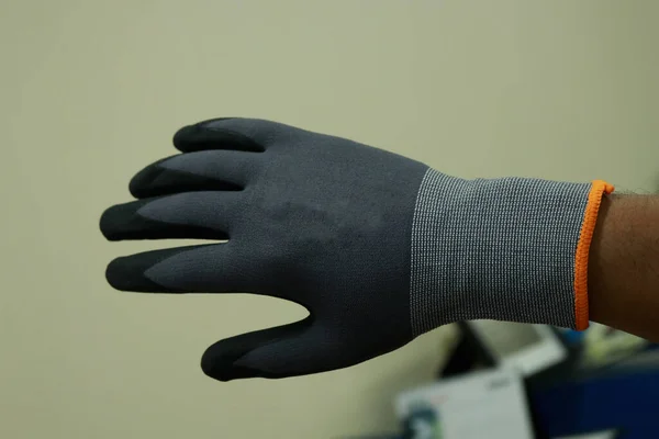 Rękawice Chroniące Dłonie Podczas Pracy Zapewniające Mocniejszy Chwyt — Zdjęcie stockowe