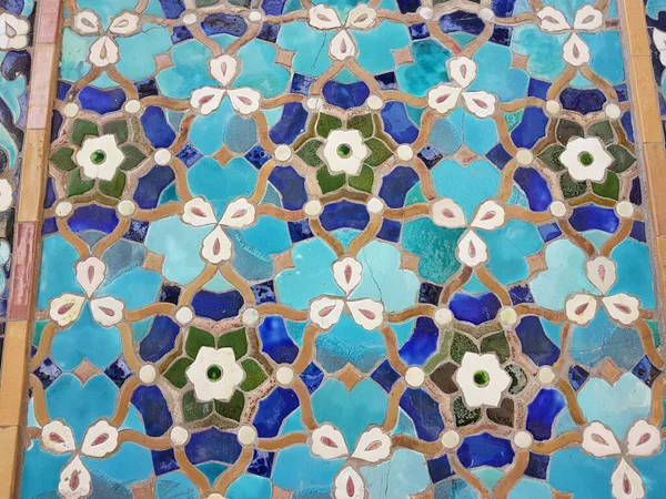 Mavi guramik mozaik süsü