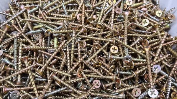 Vidalar ve donanım biçiminde soyut arkaplan. 