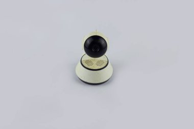 Eski model kapalı devre kamera beyaz arkaplan