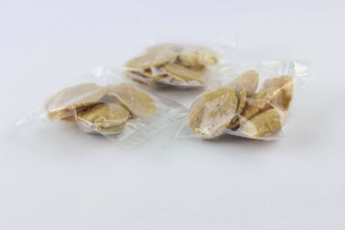 Endonezya 'dan Combro adında atıştırmalık bir şeyler getir.