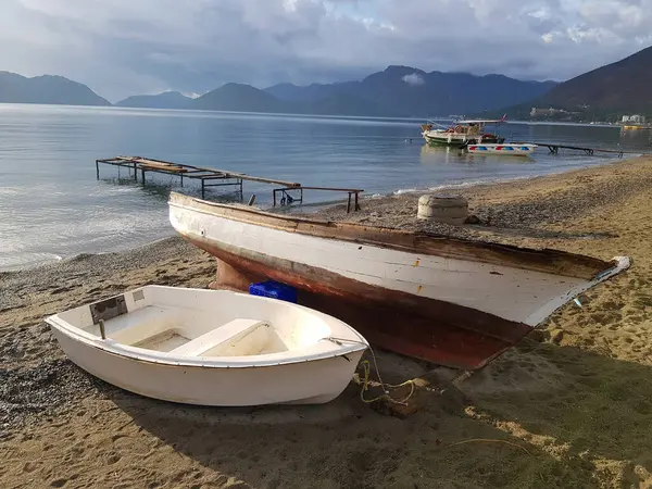Titleboat Beach Empty Wooden Fishing Boats Sand Sea Empty Beach — Stockfoto