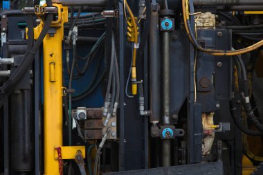 Endüstriyel makine ekipmanları mekanik tamir aracı motor parçaları arka plan