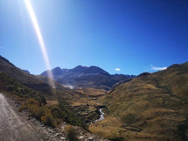 PAISAJE DE LA SIERRA PERUANA