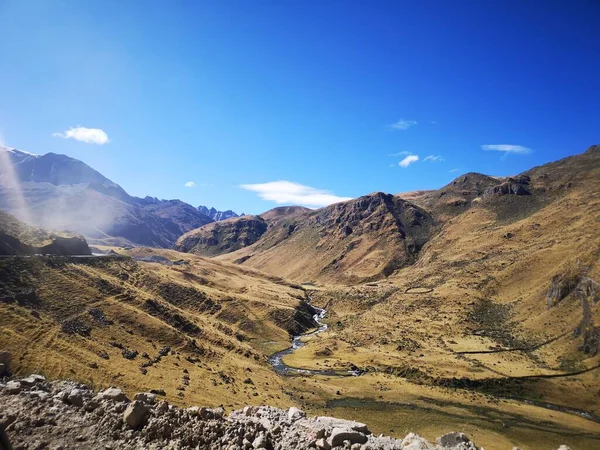 PAISAJE DE LA SIERRA PERUANA
