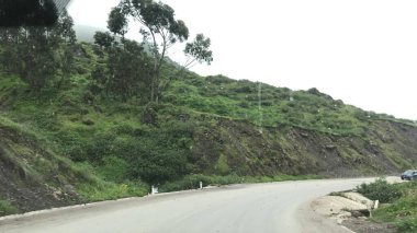 PAISAJE DE LA SIERRA PERUANA