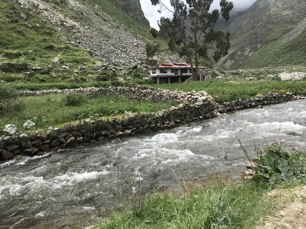 PAISAJE DE LA SIERRA PERUANA