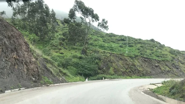PAISAJE DE LA SIERRA PERUANA