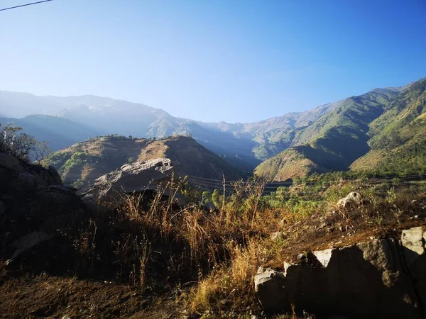PAISAJE DE LA SIERRA PERUANA