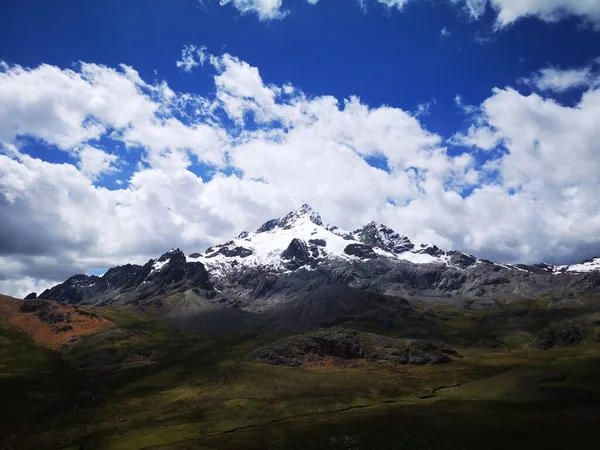 Paisaje Sierra Peruana Vista Del Nevado Rajuntay — Stock fotografie