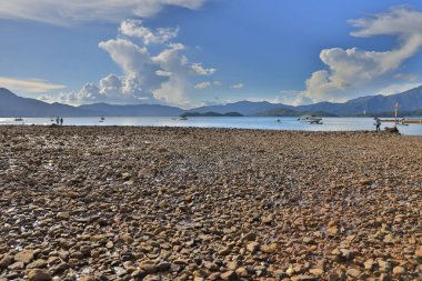 Rocky Sahili Wu Kai Sha, Hong Kong, 22 Eylül 2021 