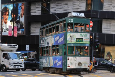Sokak sahnesi, Causeway Körfezi, Hong Kong, 14 Ekim 2021 