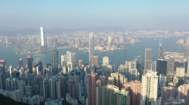 09 Ekim 2019: Victoria Peak, Honk Kong 'da İdari Apartmanlar