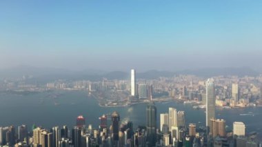 09 Ekim 2019: Victoria Peak, Honk Kong 'da İdari Apartmanlar