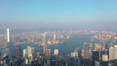 09 Ekim 2019: Victoria Peak, Honk Kong 'da İdari Apartmanlar