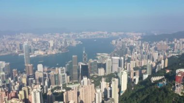 09 Ekim 2019: Victoria Peak, Honk Kong 'da İdari Apartmanlar