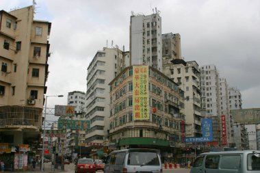 8 Temmuz 2004 Sham Shui po, Tong Lau eski evi.