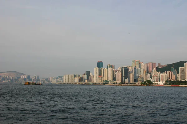 Juli 2004 Öster Victoria Harbor Hongkong Skyline — Stockfoto