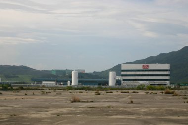 21 Temmuz 2004 'te Tseung Kwan O Endüstriyel Malikanesi' ndeki helikopter pisti.