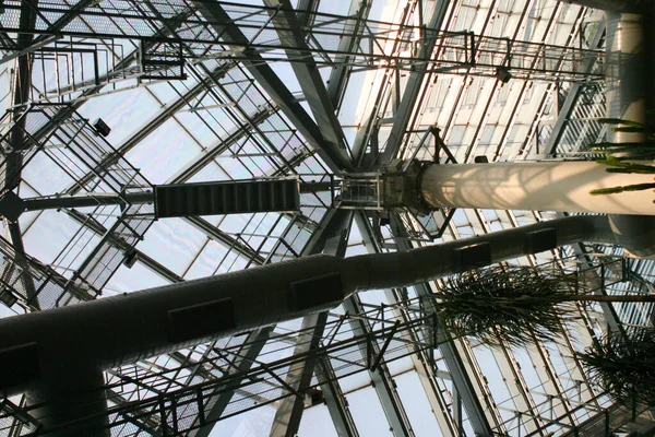 Října 2004 Detail Rohového Stropu Budovy — Stock fotografie
