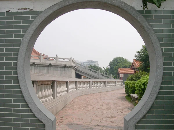 Οκτ 2004 Circle Arch Door Fangcun Wong Tai Sin Temple — Φωτογραφία Αρχείου