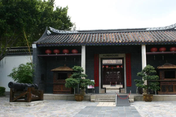 香港九龙寨城公园宝塔寺 — 图库照片