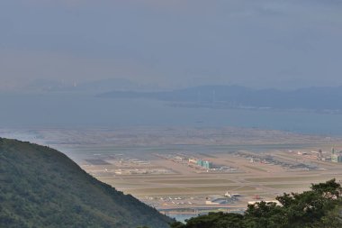 24 Ekim 2021 Hong Kong Uluslararası Havaalanı, Chek Lap Kok 