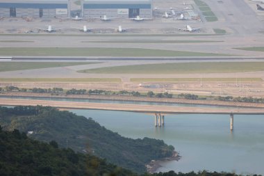 24 Ekim 2021 Zhuhai 'yi Hong Kong ve Çin Macau' ya bağlayan köprü.