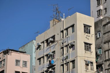 25 Ekim 2021 Hong Kong eski apartman binaları veya Tong Lau panel bloklarıdır.