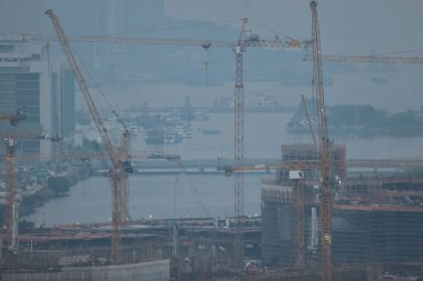 30 Ekim 2021 Kai Tak Geliştirme 'de yapım aşamasında.