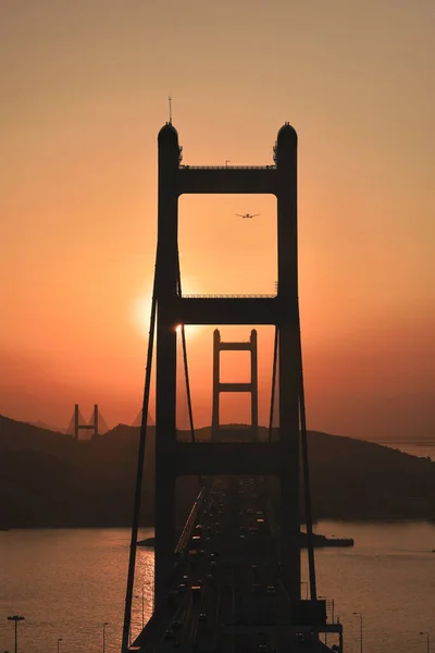 Апельсиновый Закат Мосту Цинь Шоссе Гонконге Структурой Подвески — стоковое фото